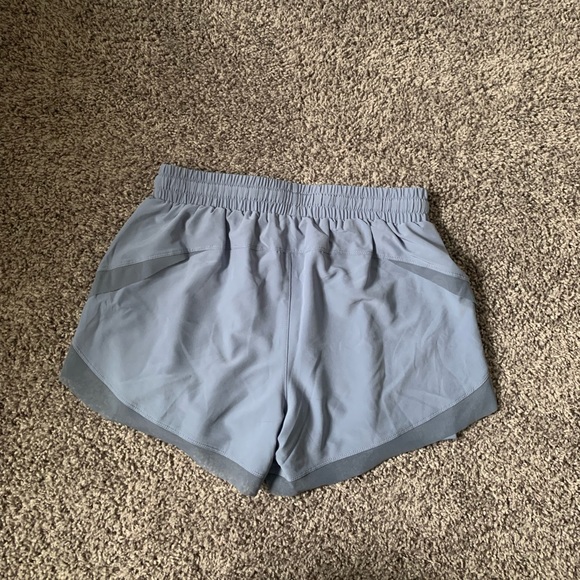 Harla shorts - Picture 4 of 4